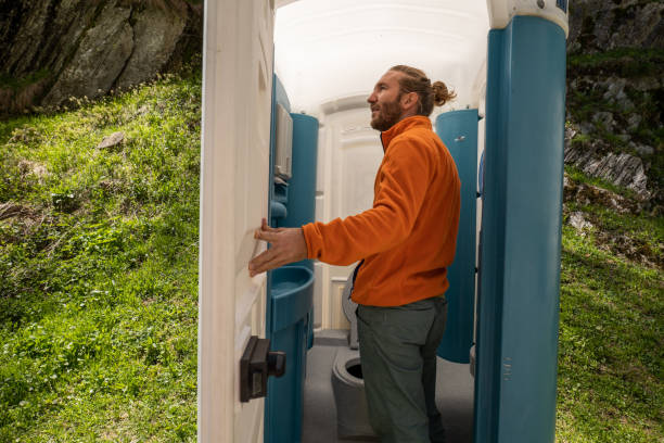 Best Handicap porta potty rental  in Feather Sound, FL